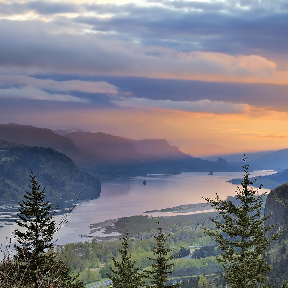 Wimahl River at Dawn